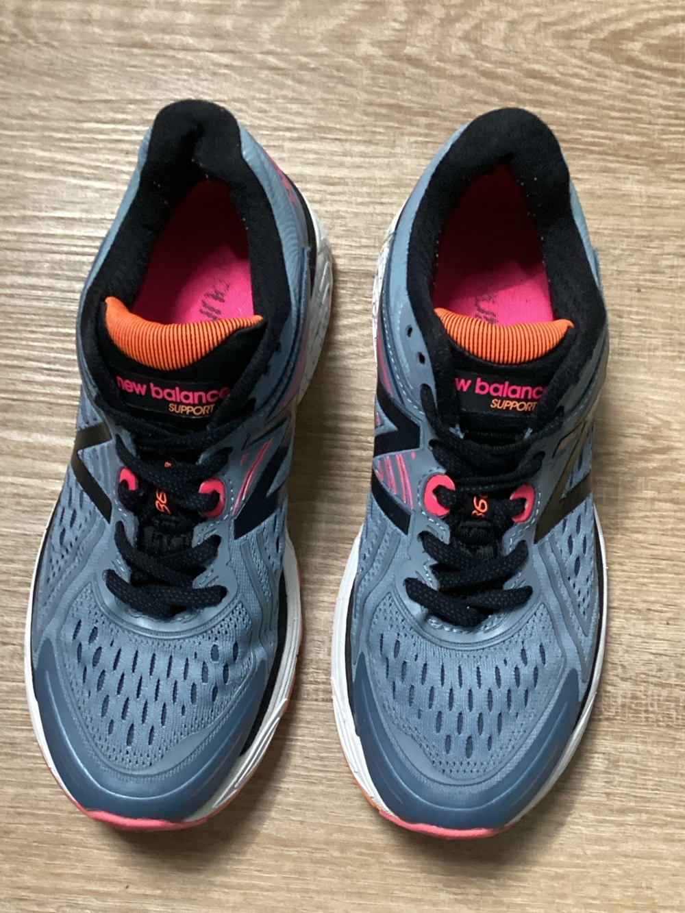 New Balance 860v8 US 6.5 EUR 37